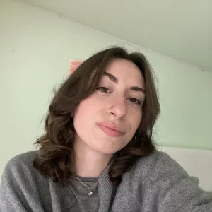 Emily - Insegnante di aiuto compiti - Milano