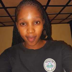 Nomfundo - Maths tutor - eMalahleni