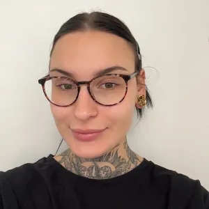 Adelina - Lehrkraft für Chemie - Recklinghausen