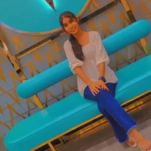Sanu - English teacher - Aligarh