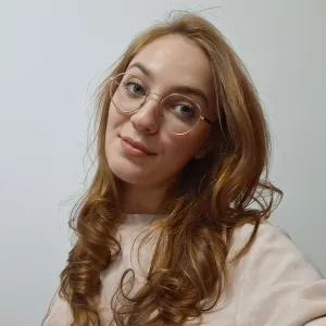 Evelyn - Profesor de matematică - Baia Mare