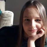 Nicole - Insegnante di aiuto compiti - Milano