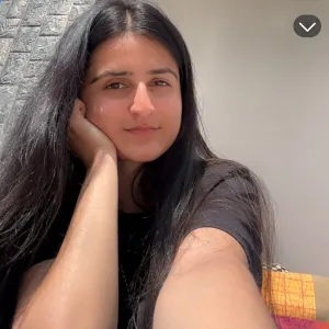 Aditi - Biology Tutor - Una