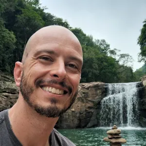 João - Prof de matemática - Porto Alegre