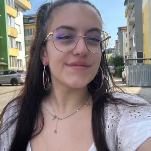 Ioana - Profesor de arhitectură - Cluj-Napoca
