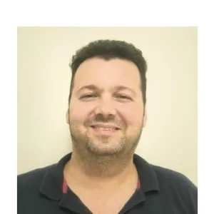 Emre - Matematik öğretmeni - 