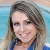 Isabella - Prof de marketing - Nova Granada