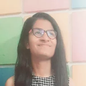 Divyanshi - Physics teacher - Mumbai