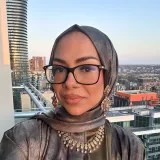 Hamida - Physics tutor - London