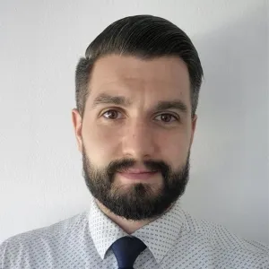 Sergiu - Prof d'expression orale - anglais - Pontoise
