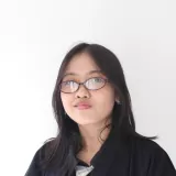 Intan - Guru ekonomi - Lampung