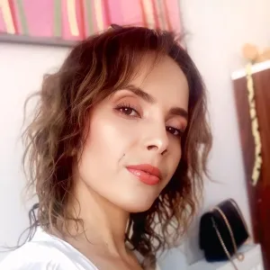 Zehra - İngilizce öğretmeni - Konya