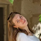 Constance - Prof de français - Arès