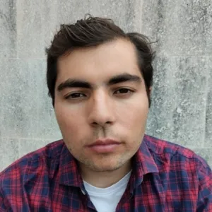 Gonçalo - Prof de iniciação à informática - Porto