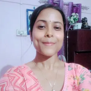 Hiranmayee - Yoga instructor - Haribhanga