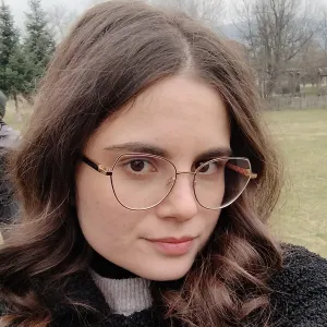 Ana - Profesor de limba română - București