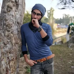Harsimran - Geography tutor - New Delhi
