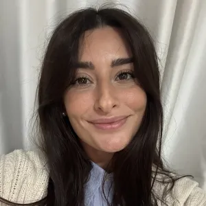 Jennifer - Insegnante di latino - Cosenza