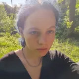 Поліна - викладач гри на гітарі - Пухівка
