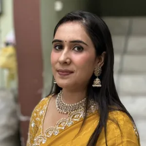 Sunakshi - Commerce teacher - New Delhi