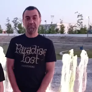 Laurentiu Nicolae - Profesor de istorie - Titu