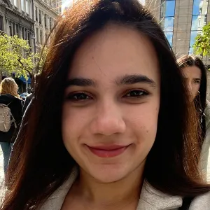 Sonia - Profesor de Engleză - București