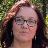 Simona - Profesor de limba română - Amara