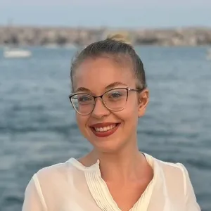 Nicoleta Ancuța - Profesor de limba română - Suceava