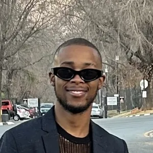 Loyiso - Maths tutor - Randfontein