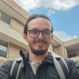 Daniel - profesor de electrónica - Bogotá