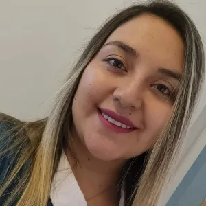 Yiannina - Profesor de lenguaje y comunicación - Calle Larga