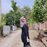 Shely - Guru matematika - Palembang