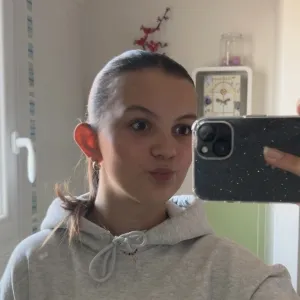 Léa - Prof d'aide aux devoirs - La Guyonnière