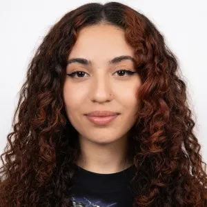 Meryem - Profesor de informática básica - Murcia