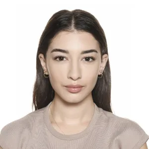 Erika - trajnues gjuhe shqipe - Tiranë