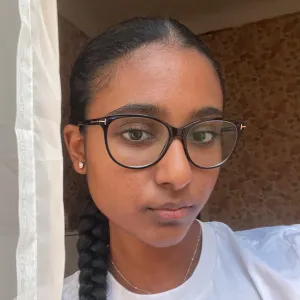 Liyoni - French tutor - London