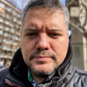 Vicente - profesor de filosofía - Barcelona