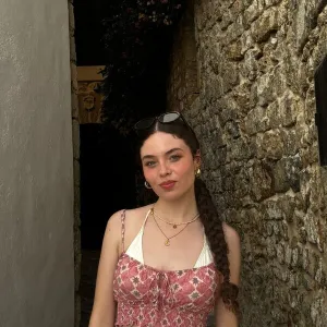 Adriana - Spanish tutor - London