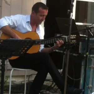 Julien - Prof de guitare - Poitiers