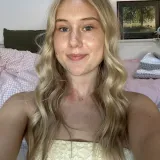 Flora - English tutor - Beetham