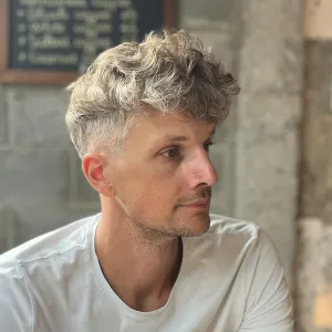 Tony - Prof d'initiation informatique - Paris