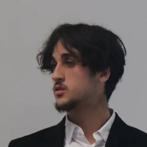 Adam - Prof d'histoire - géo - Fontaines-sur-Saône