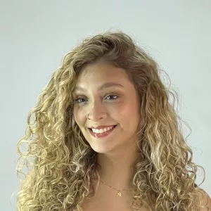 Mariana - Prof de inglês - Mogi das Cruzes