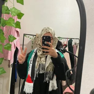 Nora - Prof d'arabe - Meknès