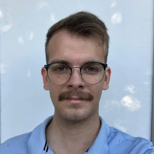André - Professor de espanhol - Faro