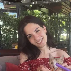 Münire - Fizik-Kimya öğretmeni - 
