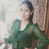 Parul - German teacher - Delhi