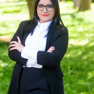 Ana - Profesor de Engleză - Topoloveni