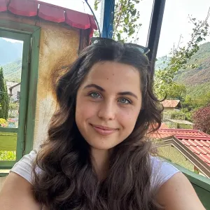 Amina - nastavnik matematike - Sarajevo