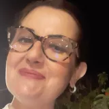 Adele - Insegnante di aiuto compiti - Momo